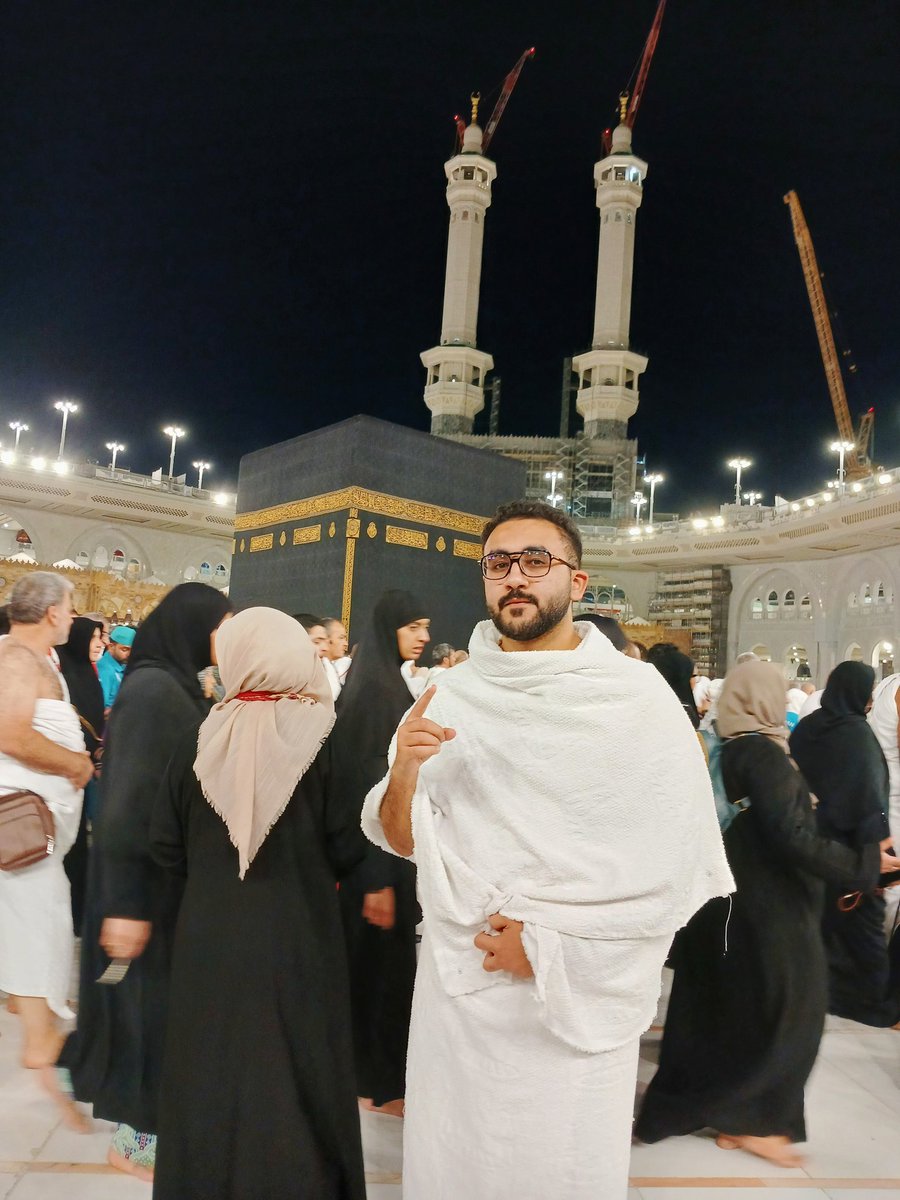 a4ruf's tweet photo. اللهم في هذه العمرة أرجوك أن تتقبل مني صالح عملي وأن تتجاوز عن سيئاتي ولا تخرجني من بيتك إلا وأنتَ راضٍ عني https://t.co/BtSJbo6pPv