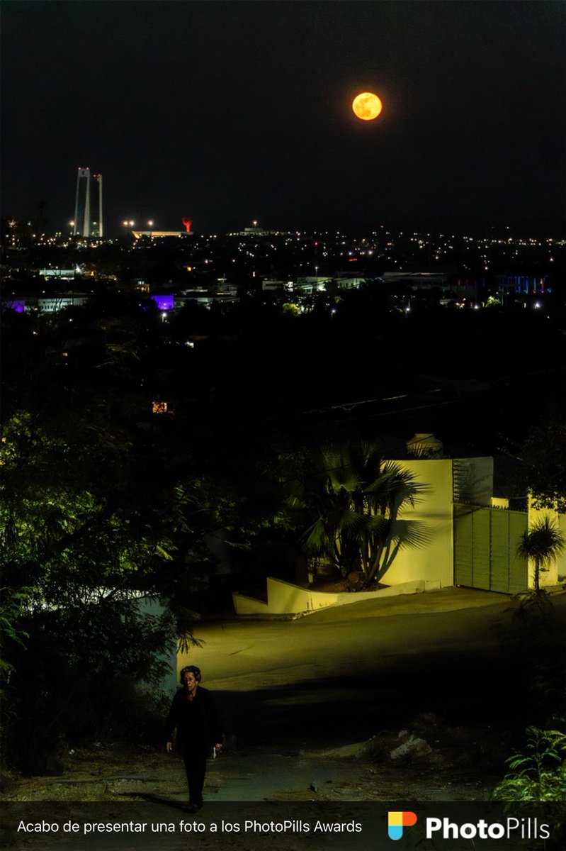 Acabo de presentar una foto a los <a href="/photopills/">PhotoPills</a> Awards photopills.com/es/awards