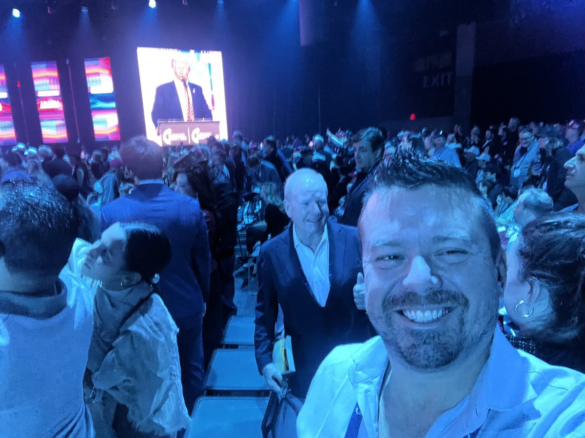 CDeuringer's tweet photo. @cb_doge @elonmusk https://t.co/4GGbKVraHH