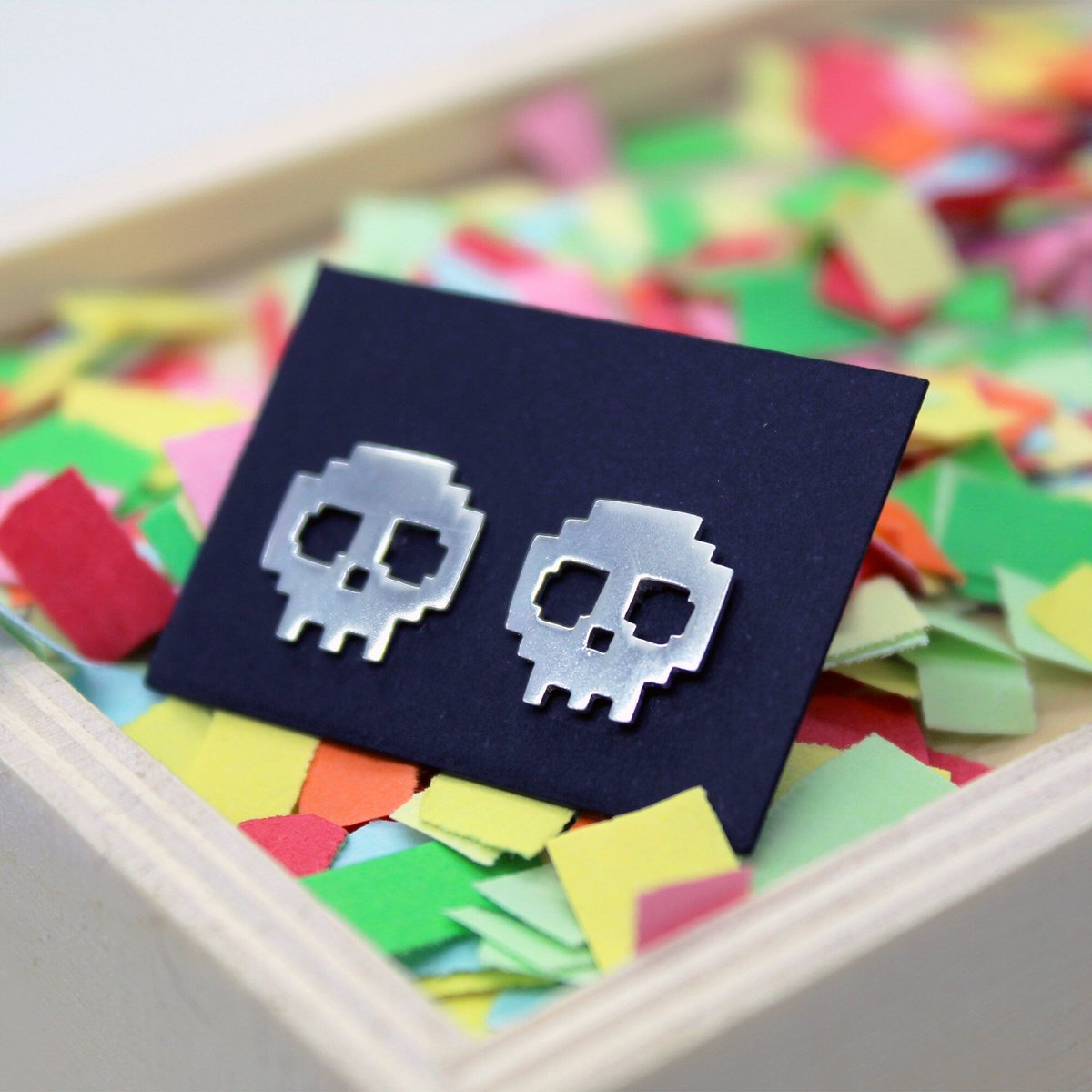 Plataica's tweet photo. 💀 #Calaveras #8bits Pendientes de #plata925, para ser siempre la caña, pero con un puntito #geek...
👉 https://t.co/40T2jYVyfV
#geekjewelry #8bitsjewelry #joyeríaartesanal #hechoamano #envíogratis #skull #silverskull https://t.co/FCyFdlj9R5