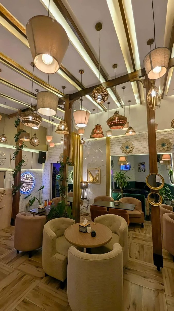 ZonePresse_'s tweet photo. Le restaurant de Zeinab BANCE Guinness Record, LOTRE RIVE Abidjan Riviera Palmeraie rue Ministre.
🥣🔪🍅🍽🥫🔥👏🏾👏🏾❤️
#GoCheffeZeinab
#RecordsGuinness https://t.co/vqgMLQ9eVo