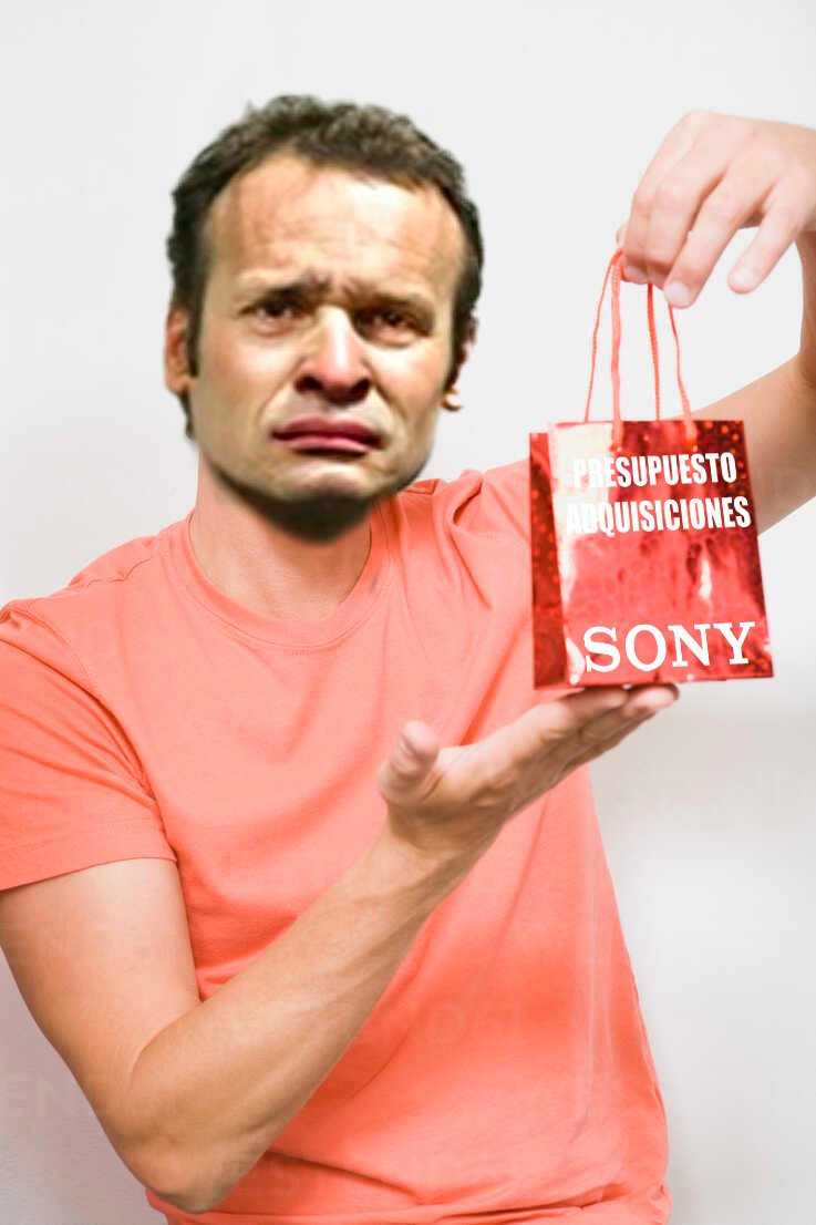 poliwa_93's tweet image. Xbox comprando estudios // Sony comprando estudios.