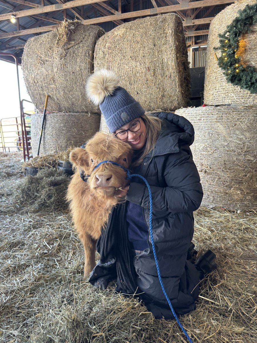 kocher_danielle's tweet photo. Just a girl and a cow https://t.co/Td1jqUEdm0