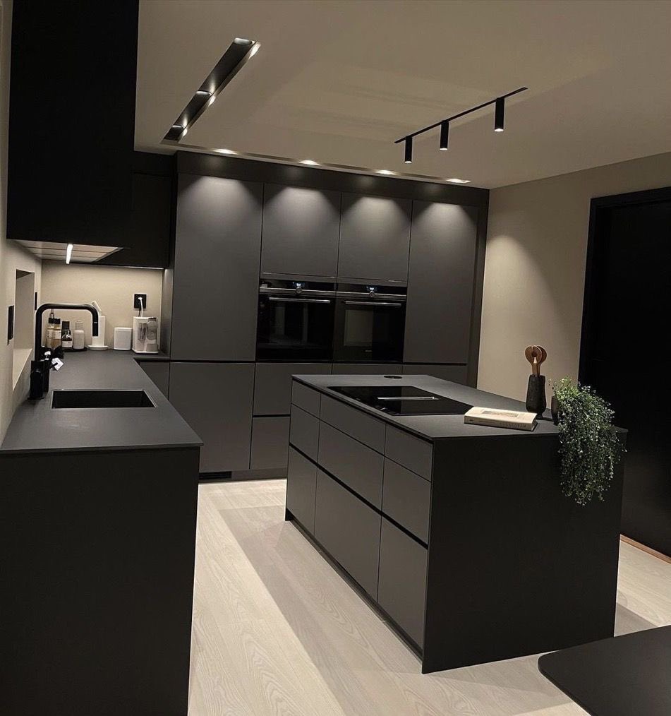 HOUSEPORN___'s tweet photo. We all deserve a kitchen like this. https://t.co/seTd4ogVtj