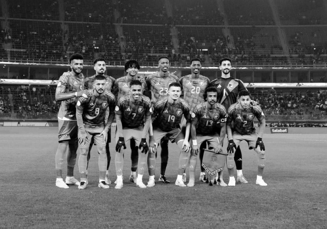 نواف الاسيوي 🇸🇦 (@football_li5) on Twitter photo حسبي الله عليكم، أحرقتوا قلوبنا وفشلتونا
تستلمون ملايين وكل السبل موفرة لكم ولكن تخاذل وانعدام شغف وعدم وجود رغبة
أحرقتوا قلب 18 مليون سعودي
@NAlaqidi
<a href="/ali99i/">علي البليهي</a>
<a href="/LAJAMI_78/">علي لاجامي</a>
<a href="/AbduMalki88/">عبدالإله المالكي</a>
<a href="/7amdan_abood/">عبدالله الحمدان</a>
<a href="/iYasser12/">ياسر الشهراني</a>
<a href="/radef20_/">عبدالله هادي رديف</a>
<a href="/MohammedKanno/">Mohammed kanno</a> حسبي الله عليكم، أحرقتوا قلوبنا وفشلتونا
تستلمون ملايين وكل السبل موفرة لكم ولكن تخاذل وانعدام شغف وعدم وجود رغبة
أحرقتوا قلب 18 مليون سعودي
@NAlaqidi
<a href="/ali99i/">علي البليهي</a>
<a href="/LAJAMI_78/">علي لاجامي</a>
<a href="/AbduMalki88/">عبدالإله المالكي</a>
<a href="/7amdan_abood/">عبدالله الحمدان</a>
<a href="/iYasser12/">ياسر الشهراني</a>
<a href="/radef20_/">عبدالله هادي رديف</a>
<a href="/MohammedKanno/">Mohammed kanno</a>