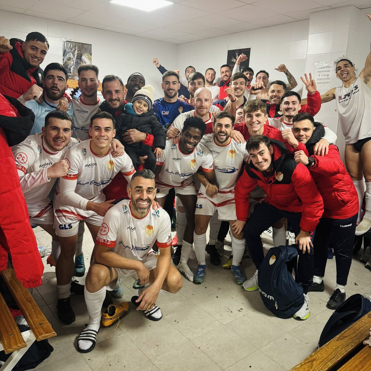 MartosClubDptv's tweet photo. Si se cree y se trabaja, ¡se puede! ¡Vamos, equipo!

#SúbeteATercera
#MartosClubDeportivo https://t.co/glfr4AeNEP