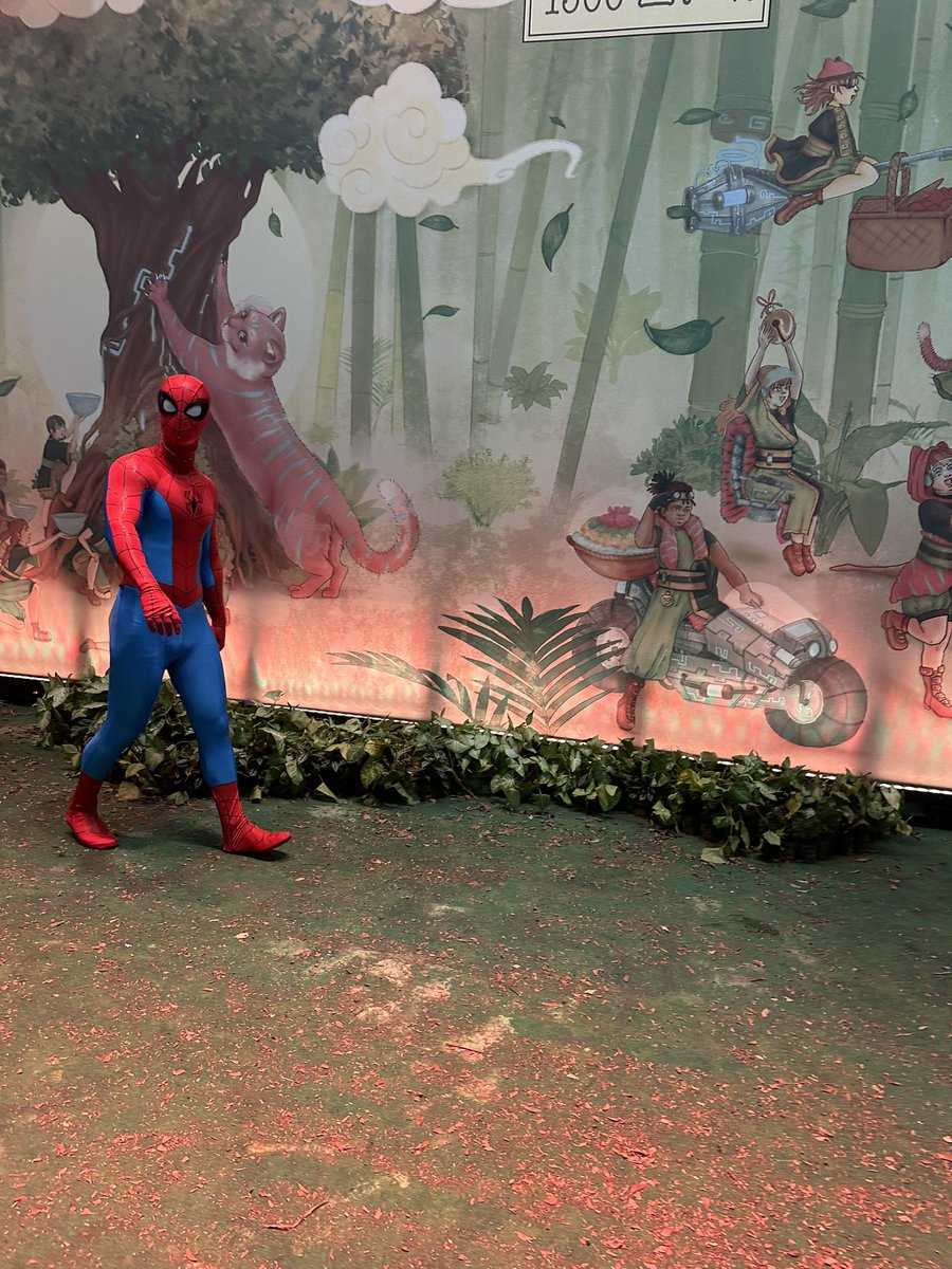 SWebhead's tweet image. Live footage of Spider-Man entering Asgard in #MarvelRivals