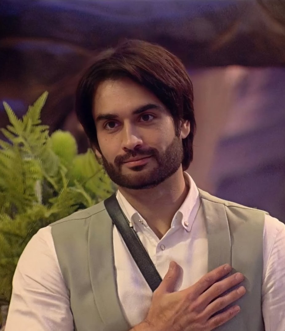 Gentlemen have class, but also know how to be cute. ❣️🫰🏼

#VivianDsena #VDians #BiggBoss18 <a href="/VivianDsena01/">Vivian Dsena</a> <a href="/NouranAly01/">Nouran Ossama</a>
@ColorsTV <a href="/EndemolShineIND/">Endemol Shine India</a>
@JioCinema