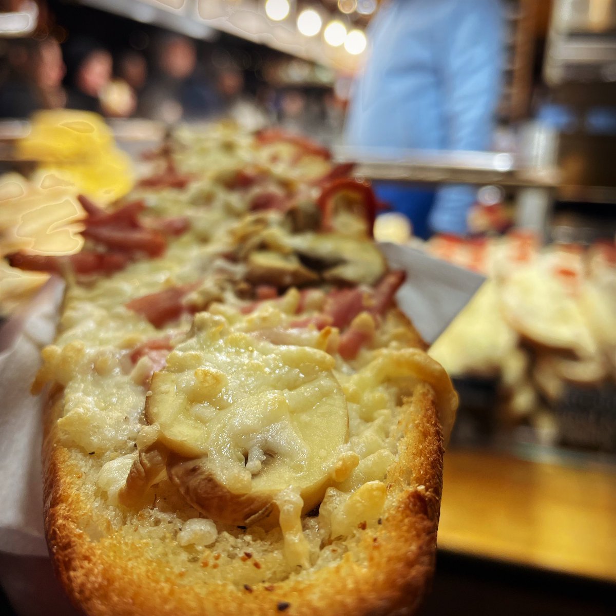 SimeonWilhelm's tweet image. Calories don’t count at Christmas
•
#caloriesdontcountatchristmas #holidayfeast #christmasIndulgence #festiveeating #treatyourself #foodiechristmas #photo #wilhelmsimeon