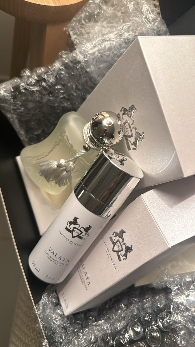عطر ديلينا الأبيض ريييييحة تريح القلب شخصيتي ف عطر  🥹🙊🤍🤍🤍🤍🤍🤍
