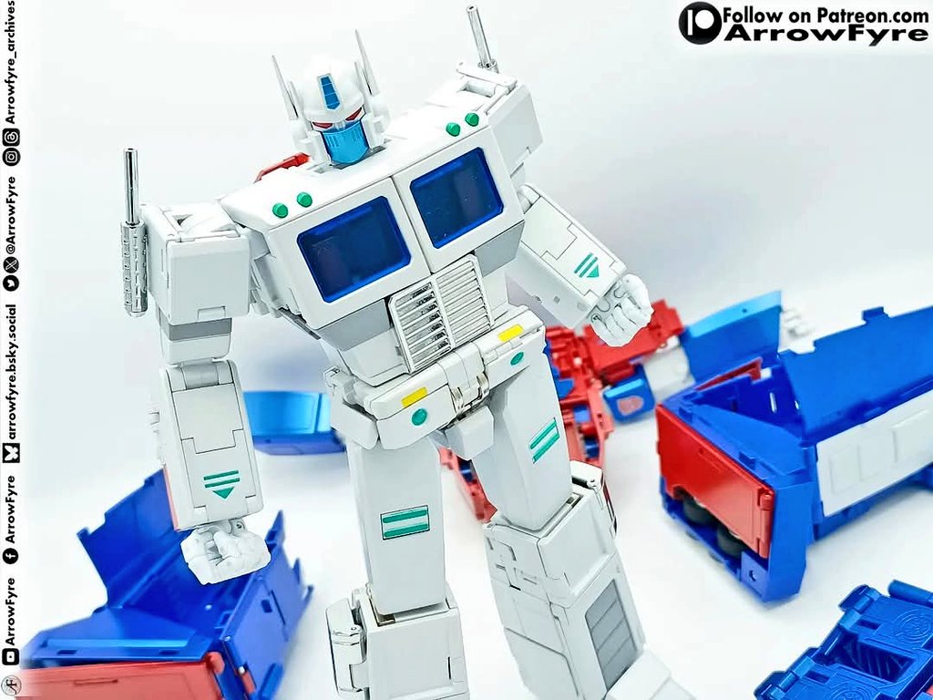 ArrowFyre's tweet image. Coming out of your shell. 
Fantastic Model FM-02 Margh 📷

#Transformers #Masterpiece #FantasticModel #Fanstoys #Margh #UltraMagnus #Autobots #toyphotography