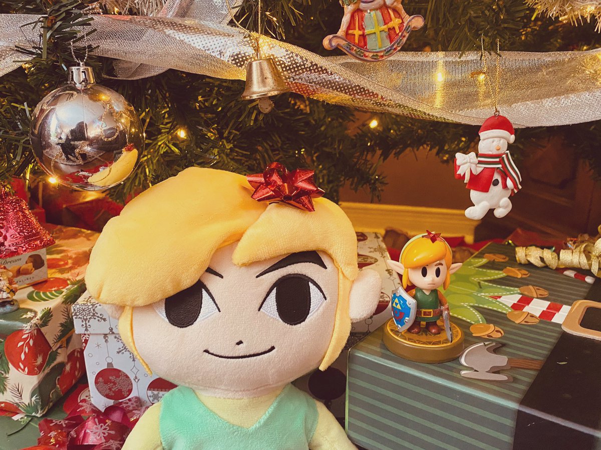 LadyBugSuperSt1's tweet photo. #Zelda #Link #ToonLink #ToyLink
Check out my two Christmas ‘elves’ this year! 🎄🧝⚔️ https://t.co/a1NwSc114J
