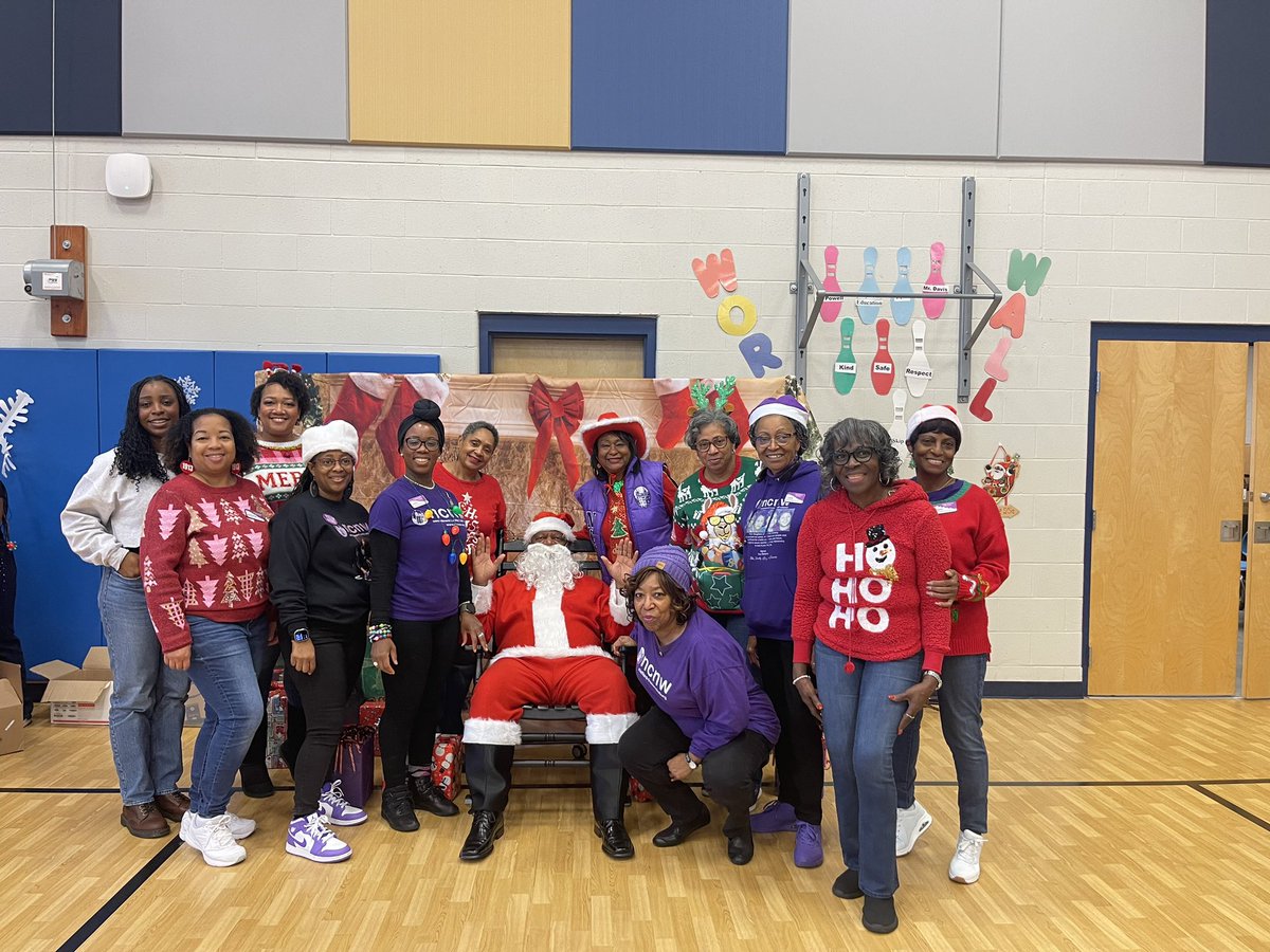 MetroNCNW's tweet photo. Holiday cheer filled the air at the Good Health Wins Christmas Soiree on December 14, 2024 at Richard Bowling Elementary School in Norfolk, VA. Hosted by the Norfolk Section of NCNW and the VA Coalition of NCNW, this festive community event brought together Virginia NCNW sections https://t.co/UTJVOSKtNI