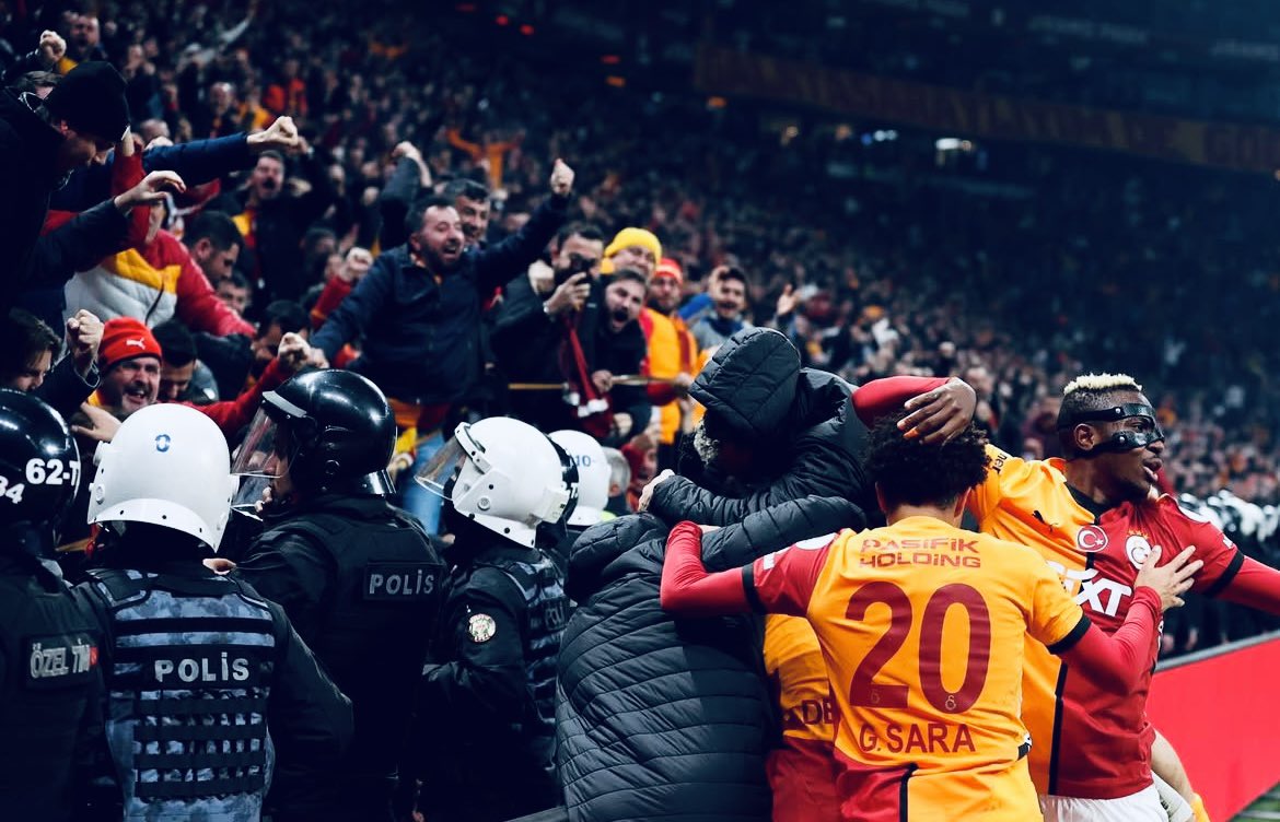 Bu yazıda bolca somut veriler bulacak ve “YAPI” diye melatonin verilen bir kitlenin uyanmasını umacaksınız.⬇️

➡️ Galatasaray maç başına en fazla puan toplayan takım.
➡️ Galatasaray ligin en fazla gol atan takımı.
➡️ Galatasaray ligin en fazla gol beklentisi üreten takımı.
➡️