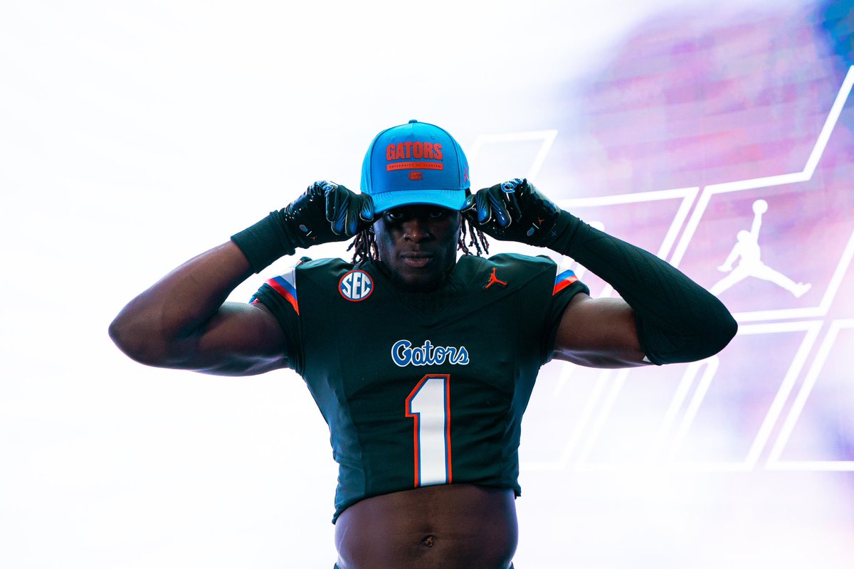kofi_asare1's tweet image. GATORSS!!🐊
 @Jason_Higdon