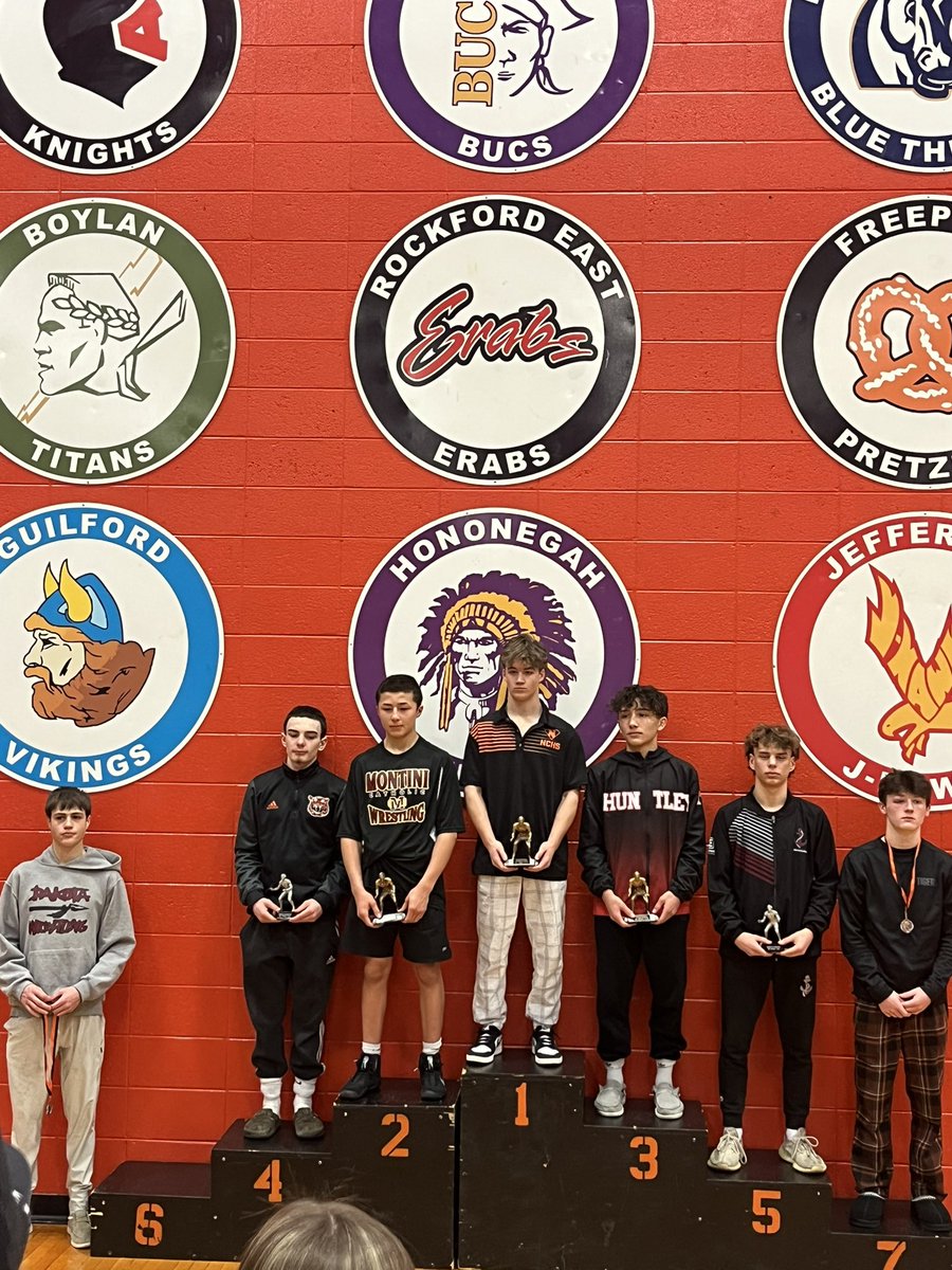 Caden Correll is your 2024 Dvorak Champion at 113lbs!  He has now defeated the returning  2a and 3a State champs this year.  Way to go Caden!