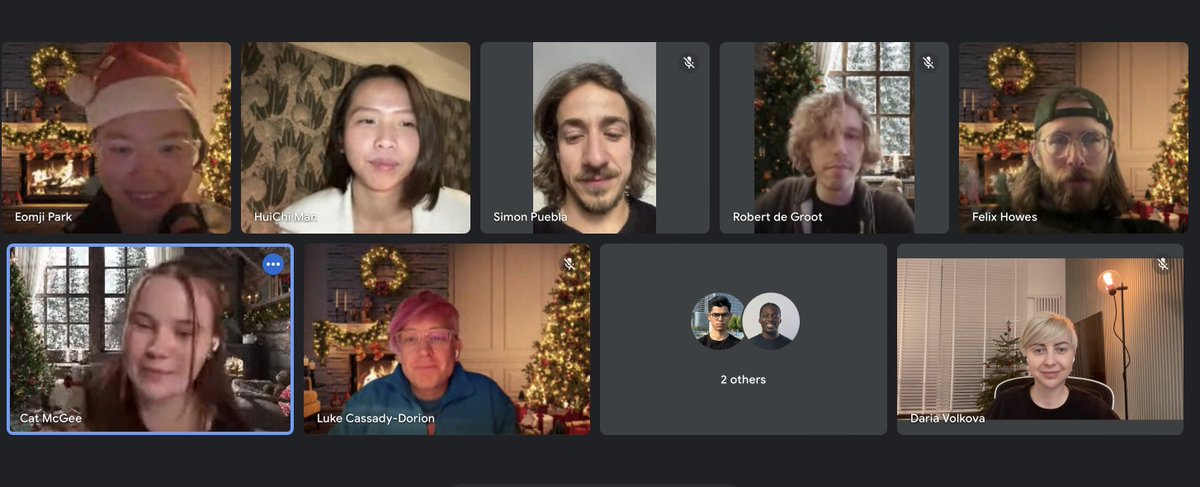 What a lovely evening with crypto Secret Santa🧑‍🎄 <a href="/CatMcGeeCode/">Cat McGee | catmcgee.sol</a> gathered crypto folks to exchange gifts and good vibes before Christmas✨ 

It's always great to learn something personal about people you knew only from conferences, work, or even only from CT 💗

Thanks