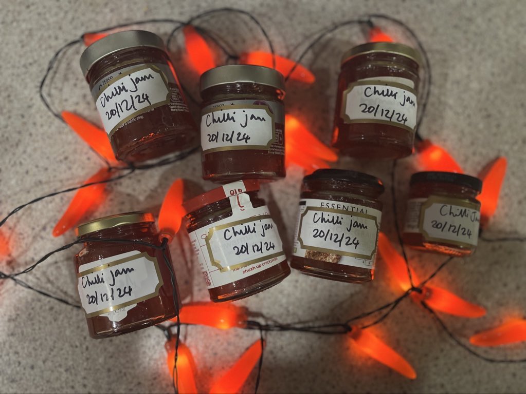 Christmas has officially started with the annual batch of <a href="/Nigella_Lawson/">Nigella Lawson</a> chilli jam! Nadolig Llawen! 🌶️