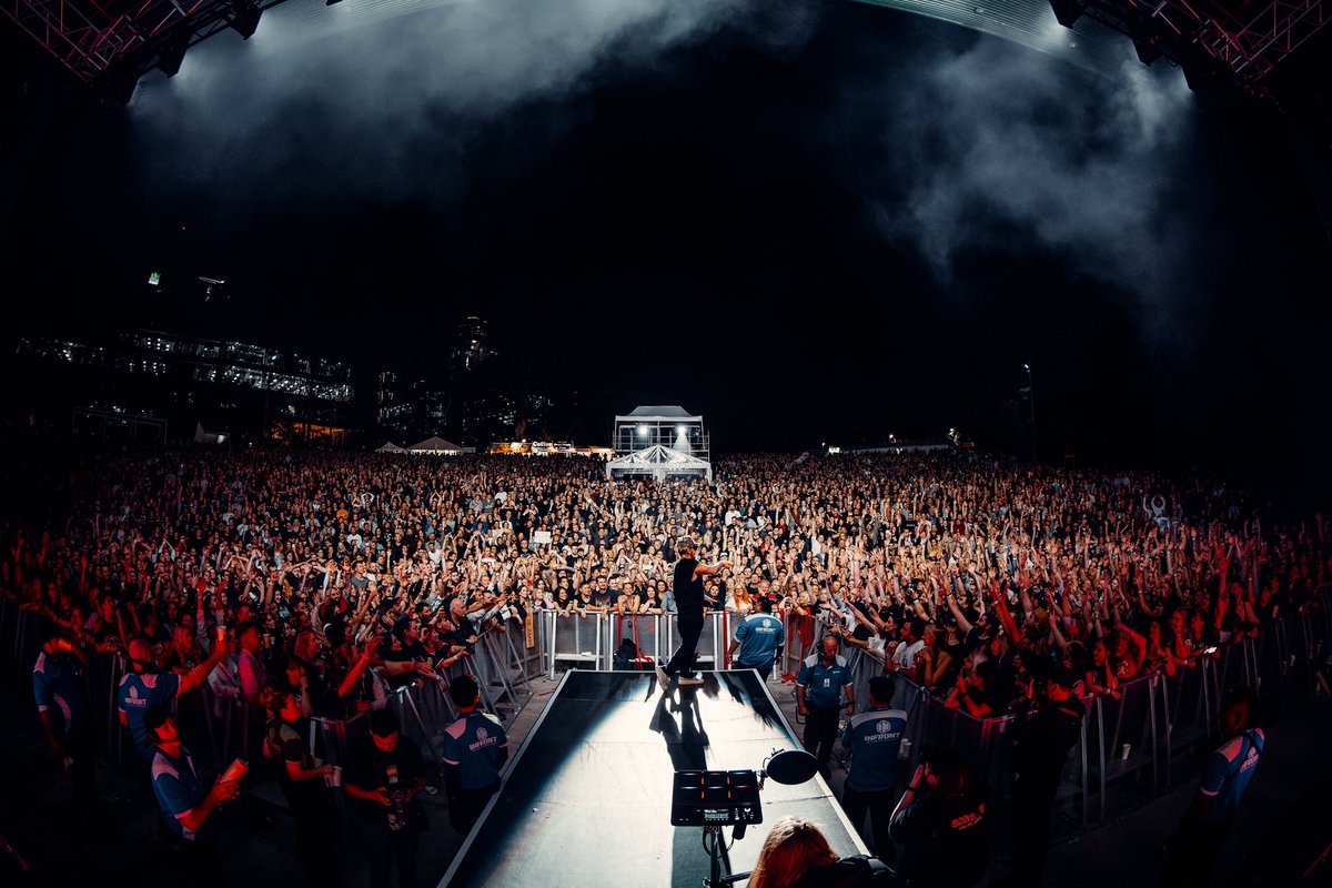 30SECONDSTOMARS's tweet photo. Dear MARS Army,

As we reflect on this incredible year, we’re overwhelmed with gratitude for each and every one of you. The Seasons World Tour was truly the best tour of our lives, and it’s all thanks to YOU.

From the very first stop to the 78th city, your energy, passion, and love carried us through every moment. Thank you for screaming your lungs out, for your signs, your stories, your support, and your endless love.

Here’s to the memories we’ve made and the ones still to come.

Jared + Shannon