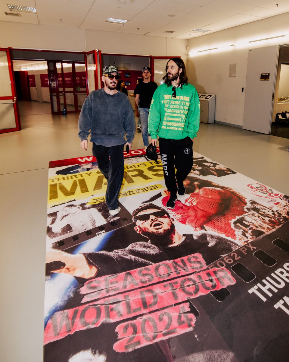 30SECONDSTOMARS's tweet photo. Dear MARS Army,

As we reflect on this incredible year, we’re overwhelmed with gratitude for each and every one of you. The Seasons World Tour was truly the best tour of our lives, and it’s all thanks to YOU.

From the very first stop to the 78th city, your energy, passion, and love carried us through every moment. Thank you for screaming your lungs out, for your signs, your stories, your support, and your endless love.

Here’s to the memories we’ve made and the ones still to come.

Jared + Shannon