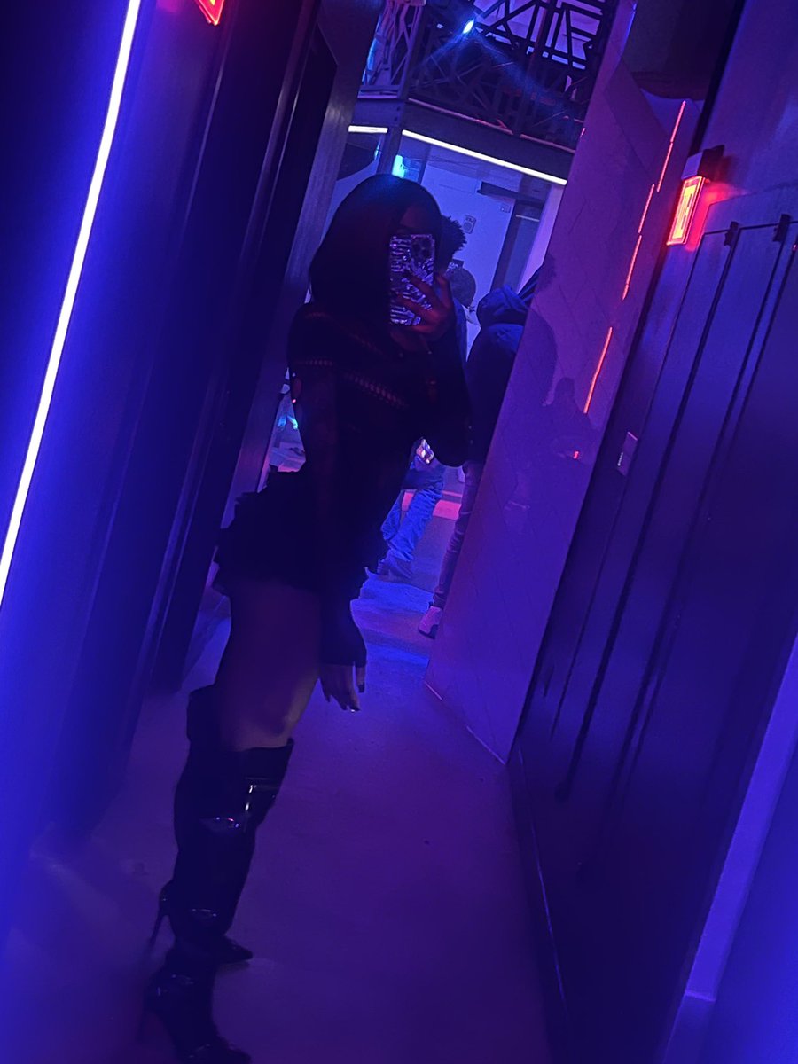 msgogetittt's tweet image. LONCEMBERR ⭐️⭐️⭐️⭐️⭐️.