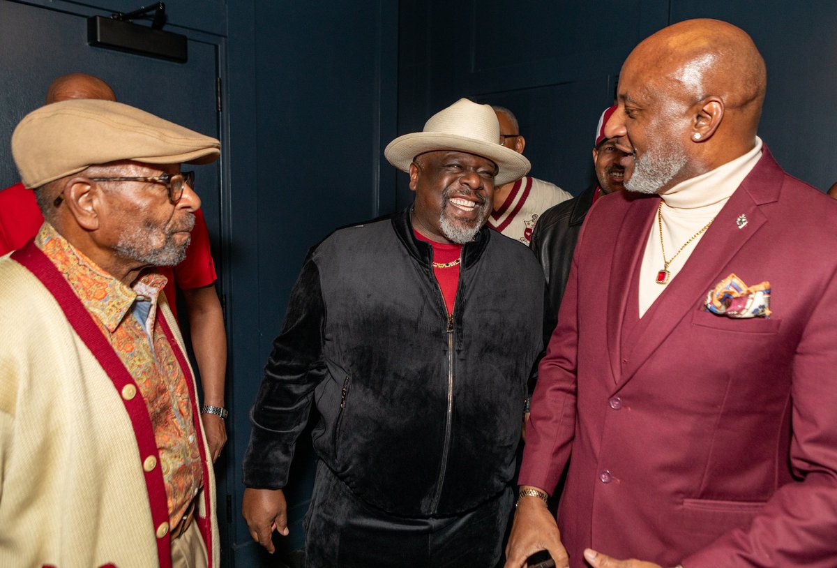 We had a great time fellowshipping with our Good Nupe Brother <a href="/CedEntertainer/">CedricTheEntertainer</a> this weekend at Stand Up Live! Our Nupe put on a fantastic show and represented the Bond extremely well! YO to the Good Nupes! 👌🏾♦️