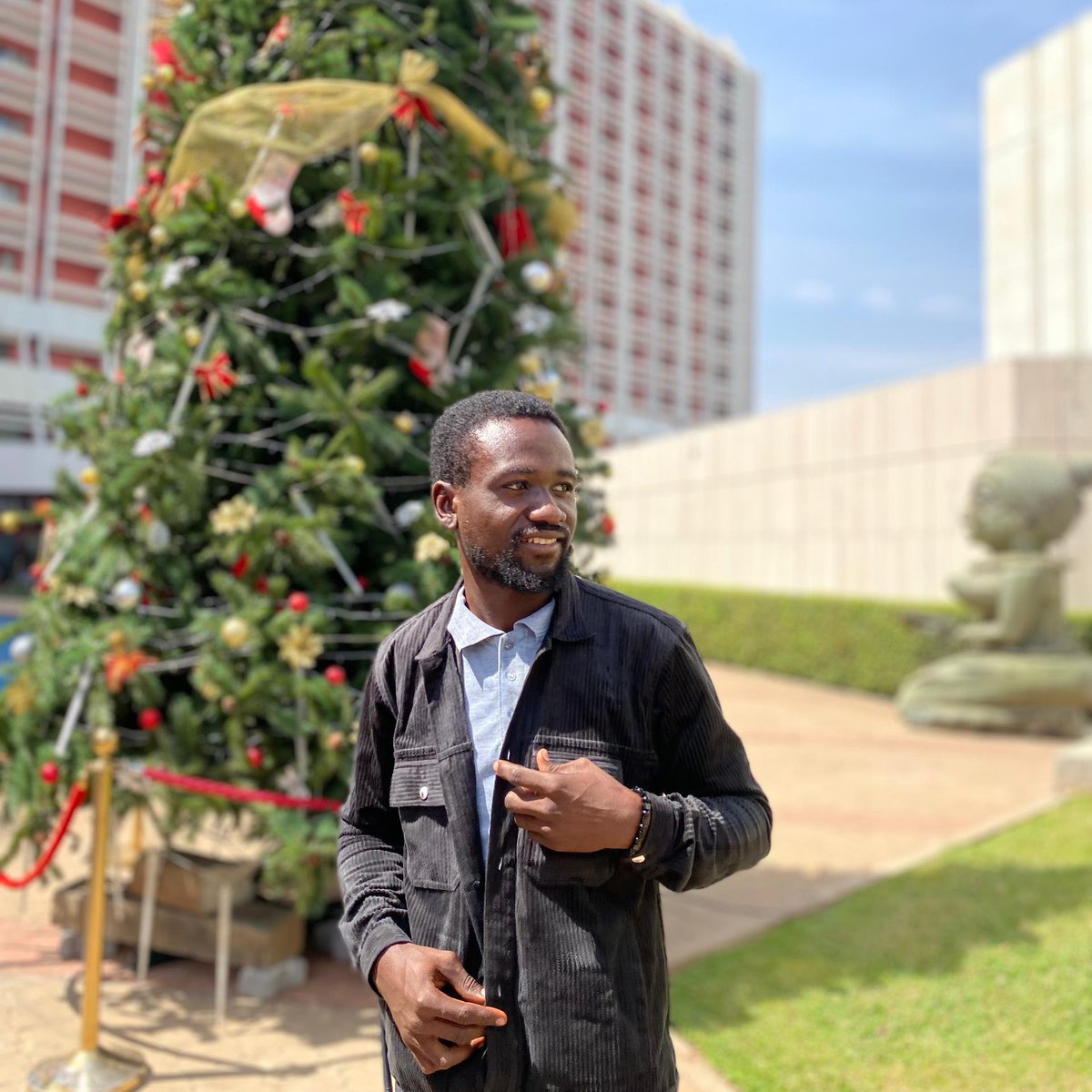 #ChristmasProfilePic