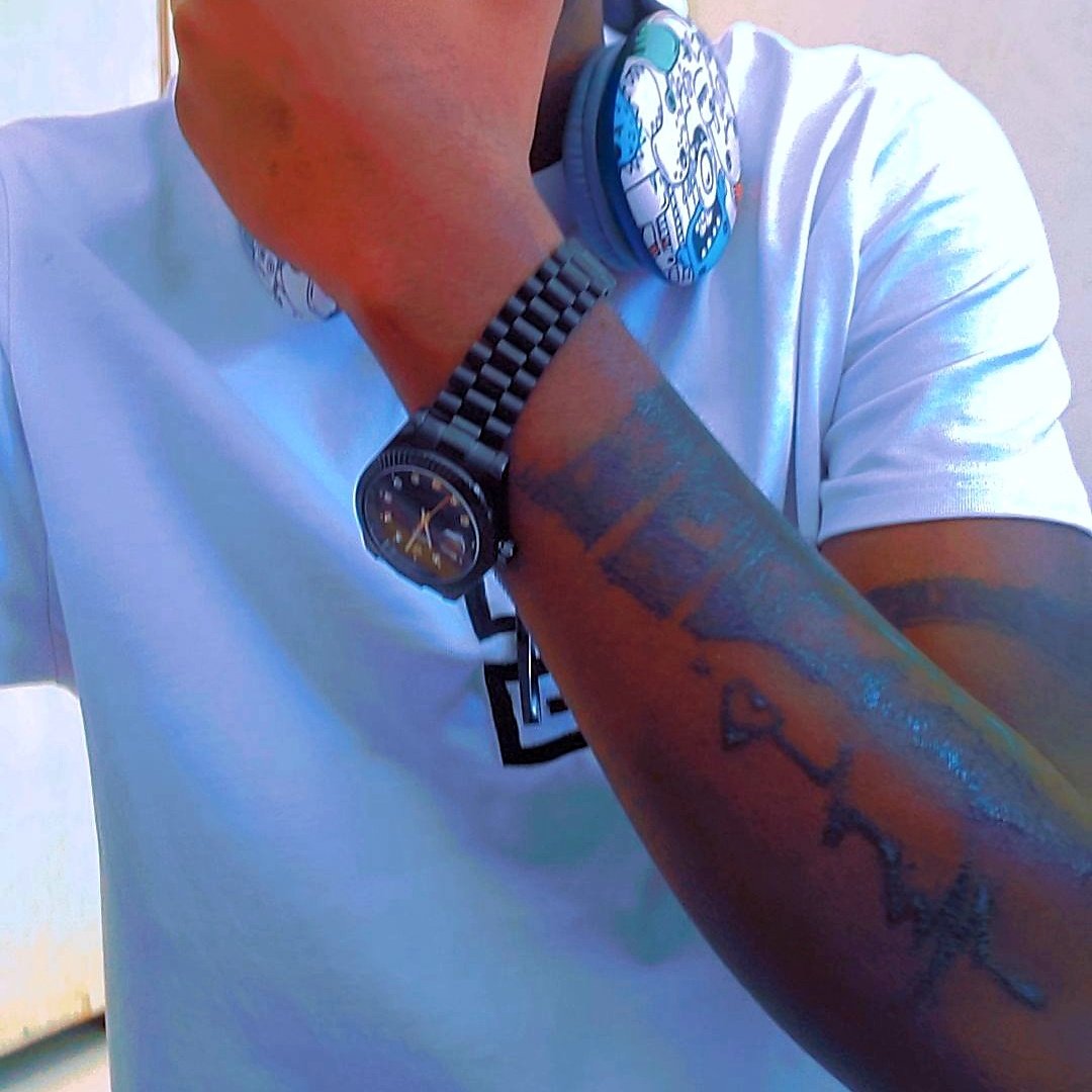 themustguy14's tweet image. #NewProfilePic