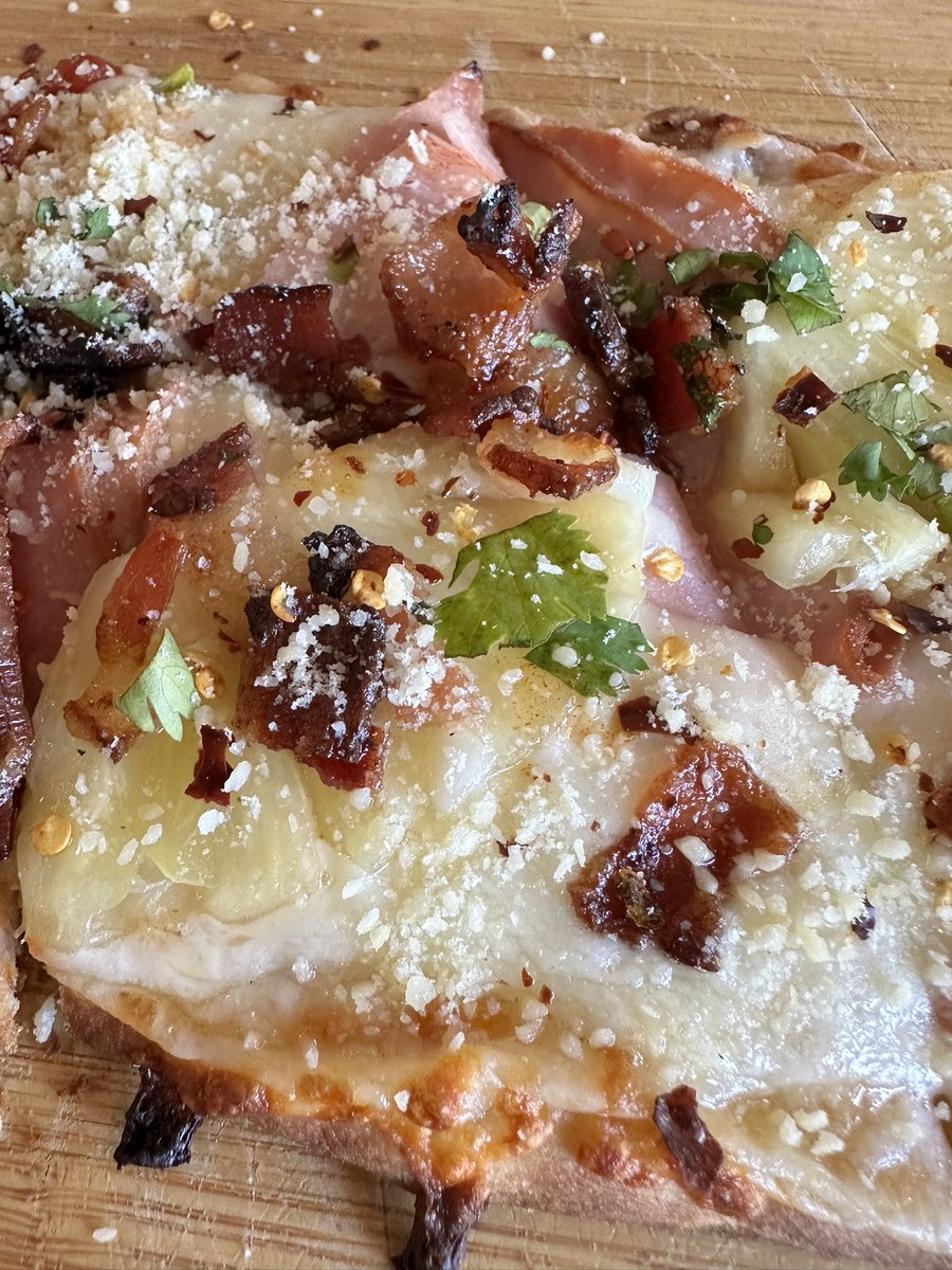 Pineapple belongs on pizza.