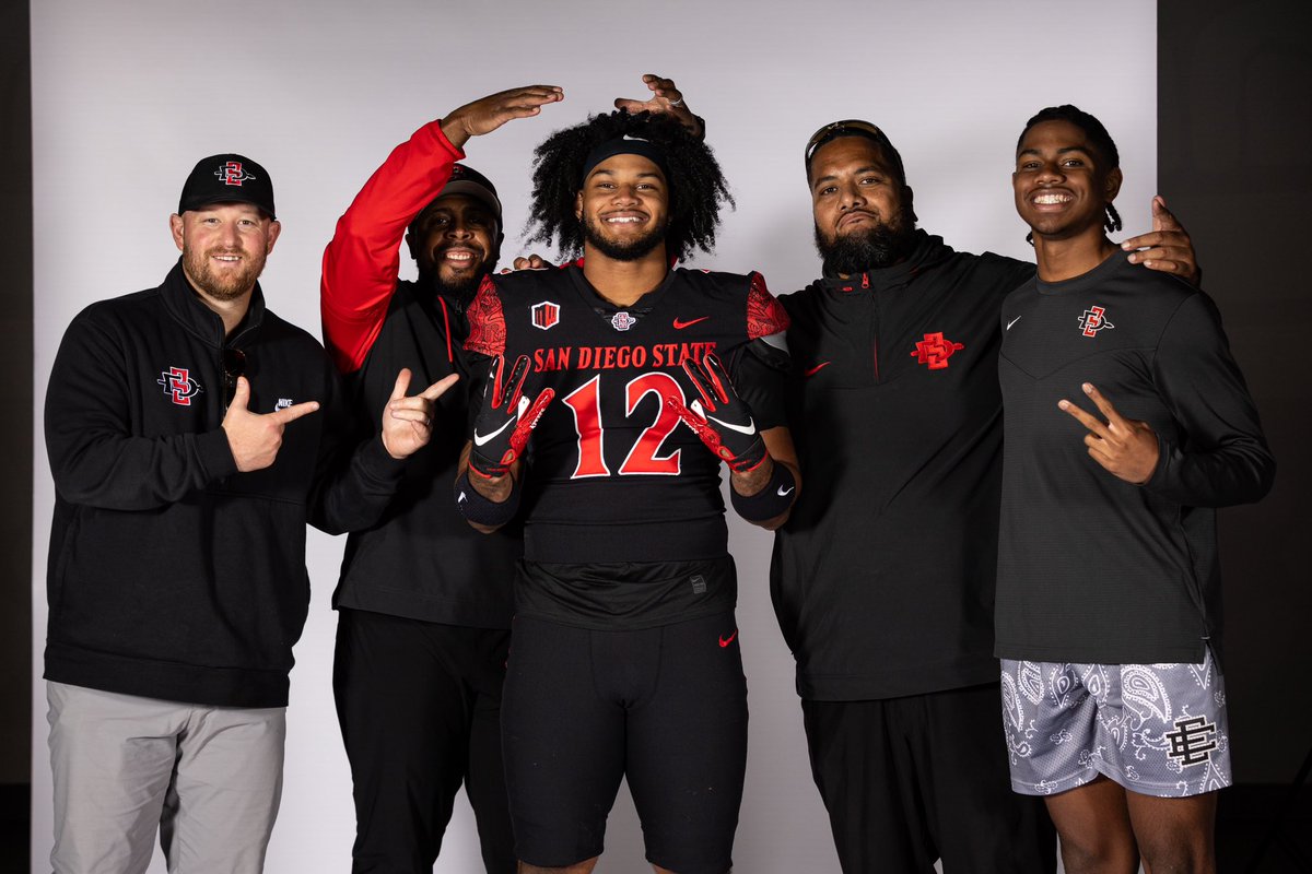 Mister Williams tweet media