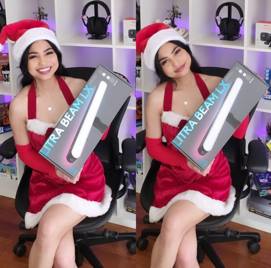 🎄🎁 HOLIDAY GIVEAWAY 🎁🎄

Thanks to Logitech G, <a href="/scarlettvreeve/">SW SKKARLO</a> is giving away a Litra Beam LX, Dual-Sided RGB Streaming Key Light ✨️

⬇️ How to Enter ⬇️

1. Follow <a href="/SKRIMZWORLD/">SKRIMZWORLD</a> &amp; <a href="/LogitechG/">Logitech G</a>
2. Like &amp; Repost 
3. Tag a friend in the comments!

💁🏻‍♀️ Make Play Magical - Winner