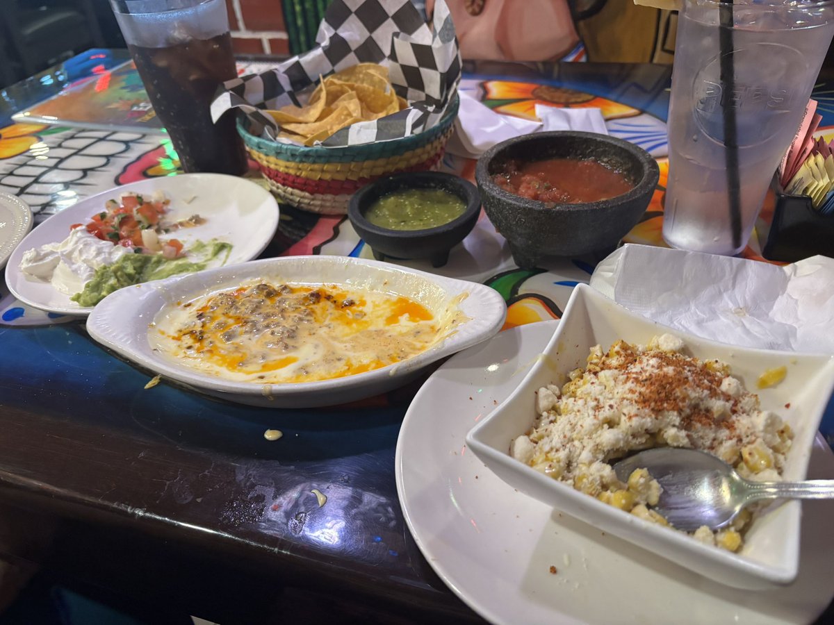 ŞŴ€€Ŧ ΜΔŘŽƗƤΔŇ tweet media