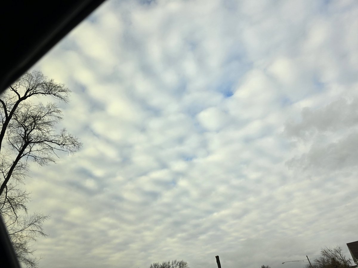 These mfkrs. Right above my damn house.. I'm so sick of this shit. @michigan #chemtrails @nexrad. They spray chemicals and then shoot frequencies into the ionosphere. God, protect us from this evil 🙏❤️