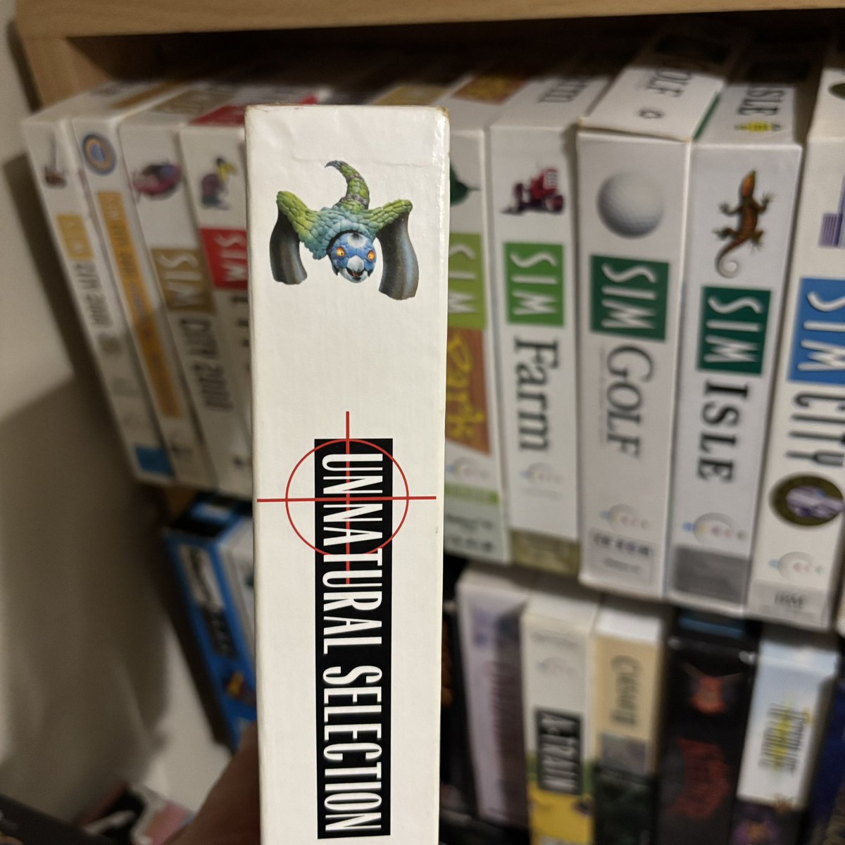DetectingRetro's tweet image. A new one for my Maxis/Sim collection. The lesser known Unnatural Selection. As you can see it matches the big box Sim Classics range.  💾 x7. #RETROGAMING #bigboxpcgames