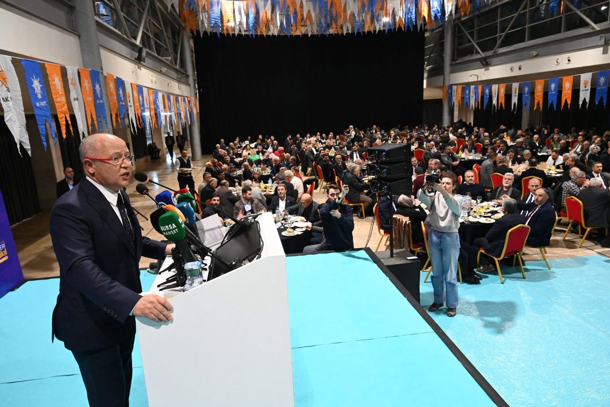 AK Parti Bursa İl Başkanlığımızın düzenlediği Delege Buluşmasına İlçe Teşkilatımız ile birlikte katıldık.

İl Başkanımız Sayın Davut Gürkan’ın 8. Olağan Kongremizde tekrar aday gösterilmesinden dolayı kendilerine, teşkilatımıza ve Bursa’mıza hayırlı olmasını temenni ediyorum. +++