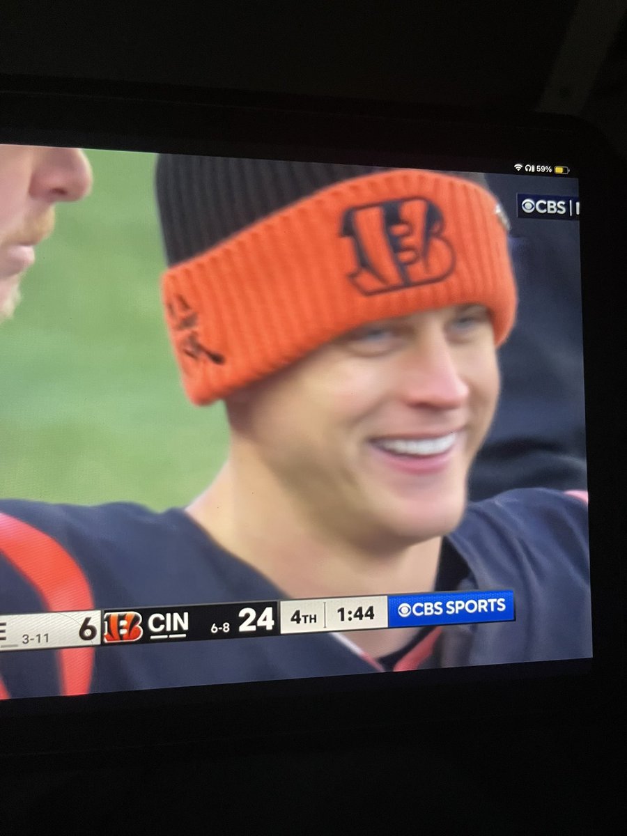 everjnk's tweet image. not to be dramatic but i would take bullet for him