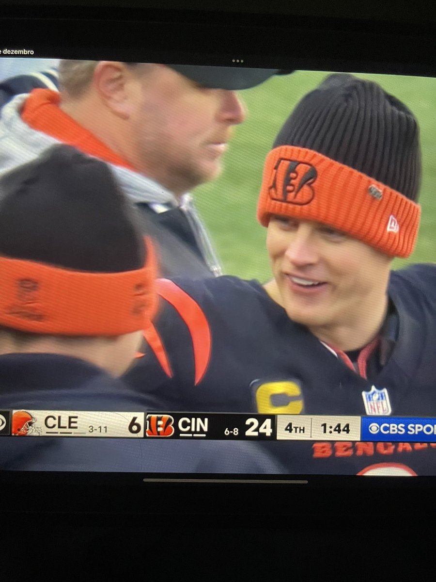 everjnk's tweet image. not to be dramatic but i would take bullet for him