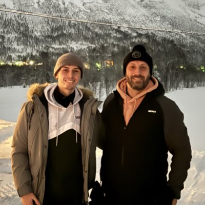 Aᴅᴀᴍ Dᴀᴠʏ tweet media