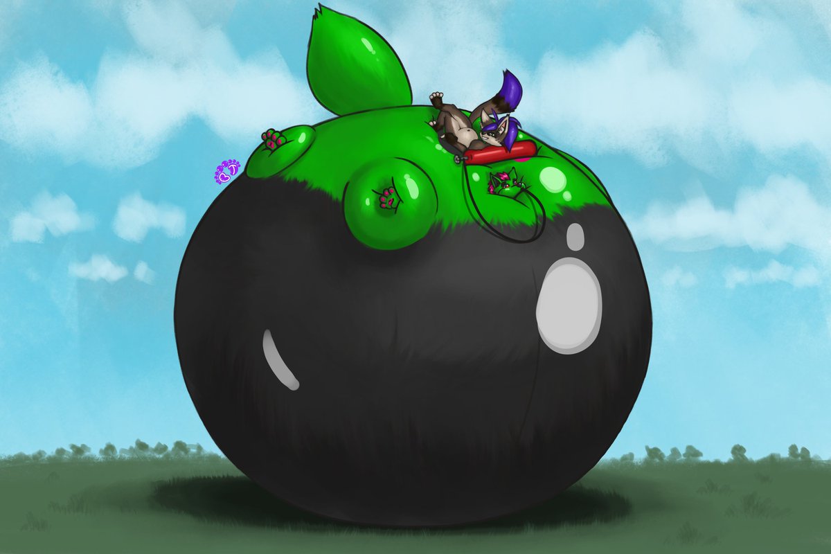 Meeting Zoë was fun , although she had more fun making me into a massive balloon to lay on 🎈

Zoë (<a href="/BalloonToes/">Z 0 3</a>)

Cute and lovely commission by <a href="/BalloonToes/">Z 0 3</a>