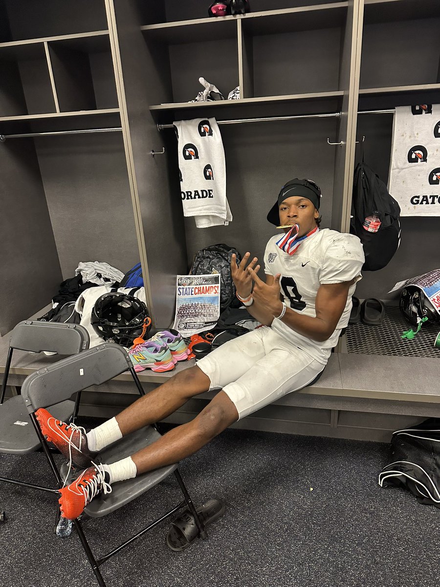 Blessed to win state with my brothers, the day after my birthday!! Thank you to Randle football and everyone who helped along the way. Love ya
-0 tds allowed
-16-0
🔒

#AGTG #Stateboys