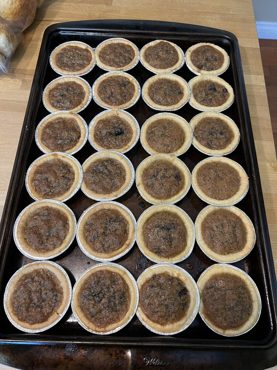 merlemassie's tweet photo. Is it even #Christmas without #ButterTarts? https://t.co/YTb5kVMCMH