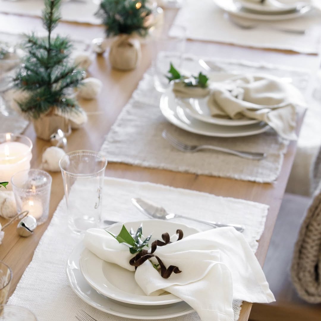 shopcbdecor's tweet photo. 20% OFF @shopcbdecor Bring a natural organic feel to your tablescape with Pom Pom at Home cotton and linen napkins and placemats. https://t.co/tio1m6pRe9 FREE SHIPPING ON ALL ORDERS! #tablelinens #placemats #linennapkins #tablescapes #kitchenessentials #modernkitchens #modernorganic #diningtables #rusticmoderndecor #rusticmodernstyle #organicmodernstyle #modernfurniture #interiordecor #interiordesign #elevateddesign #diningroomdesign #casabella #casabelladecor #shopcasabelladecor