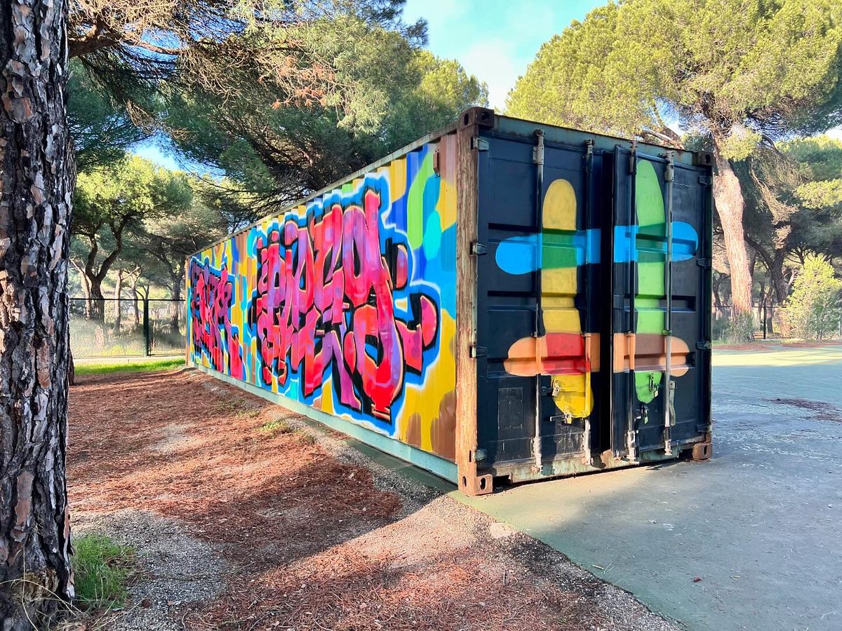 GreenpeaceCyL's tweet photo. 😥❤️‍🩹 Este sábado acompañamos a los/as compañeras de @FundacionSplora en su despedida de la que ha sido su casa durante años: la #ZonaJovenPinar, donde han desarrollado el valiosísimo proyecto Spacio 3.14, que tanto ha aportado a Valladolid. Todo nuestro apoyo en esta nueva etapa. https://t.co/K21H7SkDCa