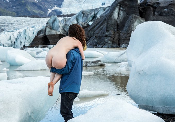 Watch Nicole Vaunt's leaked NSFW photo on TwXstars