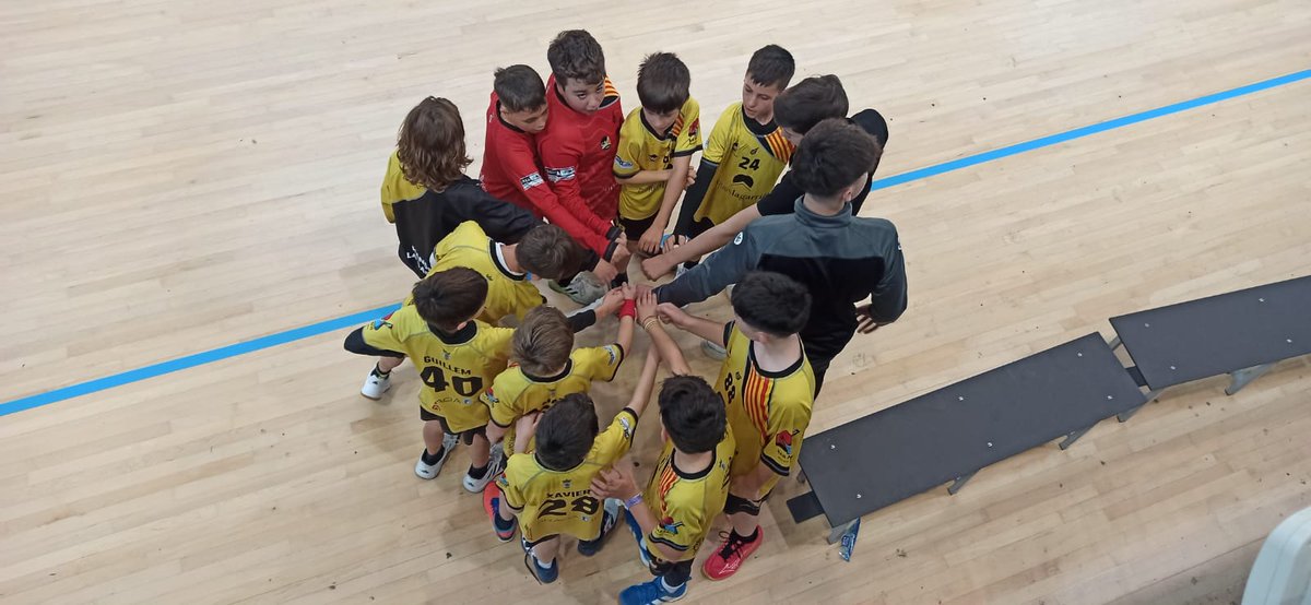 Ernest Aixendri Ruiz (@ernestaixendri) on Twitter photo <a href="/FCBhandbol/">Barça Handbol</a> Tot l'equip ho ha gaudit moltíssim!
Una experiència inovidable per a ells.
Gràcies <a href="/FCBhandbol/">Barça Handbol</a> Tot l'equip ho ha gaudit moltíssim!
Una experiència inovidable per a ells.
Gràcies