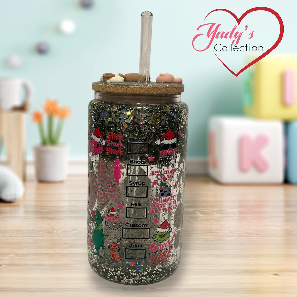 CollectionYady's tweet photo. Vaso en cristal de 16 onzas en estilo snowglobe decorado con uv dtf. Incluye un sorbeto en cristal.
#fyp #foryou #foryoupage #viral2024 #style #handmade #snowglobe #cup #uvdtf #uvdtfwrap #yadys_collection @CollectionYady @yadytous https://t.co/LbBwxSEjzn