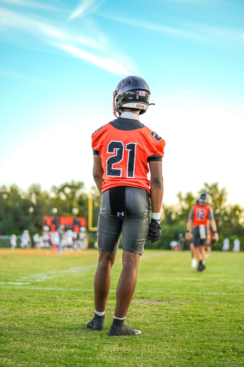 Tank White (@tank2nfl) on Twitter photo Sophomore Szn !! *ATH* ( Missed 3 games )
Check out my highlight tape!! <a href="/adamgorney/">Adam Gorney</a> <a href="/RivalsFriedman/">Adam Friedman</a> <a href="/KiddRyno_Rivals/">Ryno</a> <a href="/Andrew_Ivins/">Andrew Ivins</a> <a href="/Andy_Villamarzo/">Andy Villamarzo</a> <a href="/ChadSimmons_/">ChadSimmons</a>
hudl.com/v/2RKegm Sophomore Szn !! *ATH* ( Missed 3 games )
Check out my highlight tape!! <a href="/adamgorney/">Adam Gorney</a> <a href="/RivalsFriedman/">Adam Friedman</a> <a href="/KiddRyno_Rivals/">Ryno</a> <a href="/Andrew_Ivins/">Andrew Ivins</a> <a href="/Andy_Villamarzo/">Andy Villamarzo</a> <a href="/ChadSimmons_/">ChadSimmons</a>
hudl.com/v/2RKegm