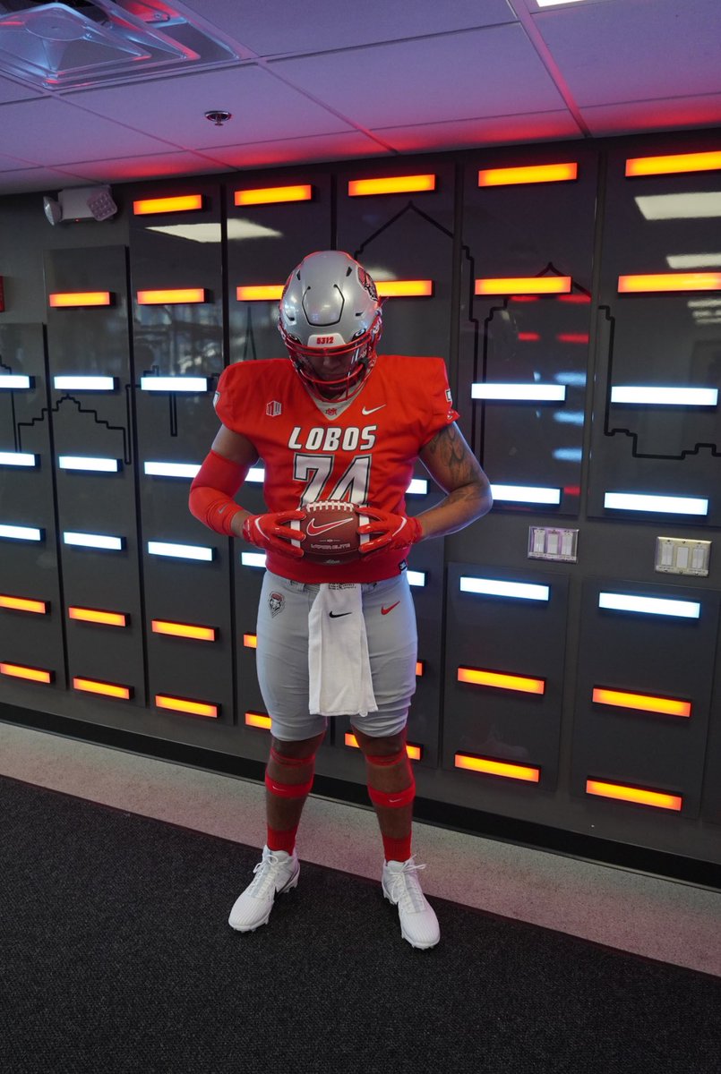 Jorden Cunningham (@jpgcunningham_) on Twitter photo Blessed to be re-offered by <a href="/UNMLoboFB/">New Mexico Football</a>
#bst <a href="/jason247scout/">Jason Jewell</a> <a href="/CoachMMartinez/">Mark Martinez</a> <a href="/Coach_CBooth/">Cody Booth</a> <a href="/RonTBAOL/">Ron Sowers</a> <a href="/Coach_Eck/">Jason Eck</a> Blessed to be re-offered by <a href="/UNMLoboFB/">New Mexico Football</a>
#bst <a href="/jason247scout/">Jason Jewell</a> <a href="/CoachMMartinez/">Mark Martinez</a> <a href="/Coach_CBooth/">Cody Booth</a> <a href="/RonTBAOL/">Ron Sowers</a> <a href="/Coach_Eck/">Jason Eck</a>