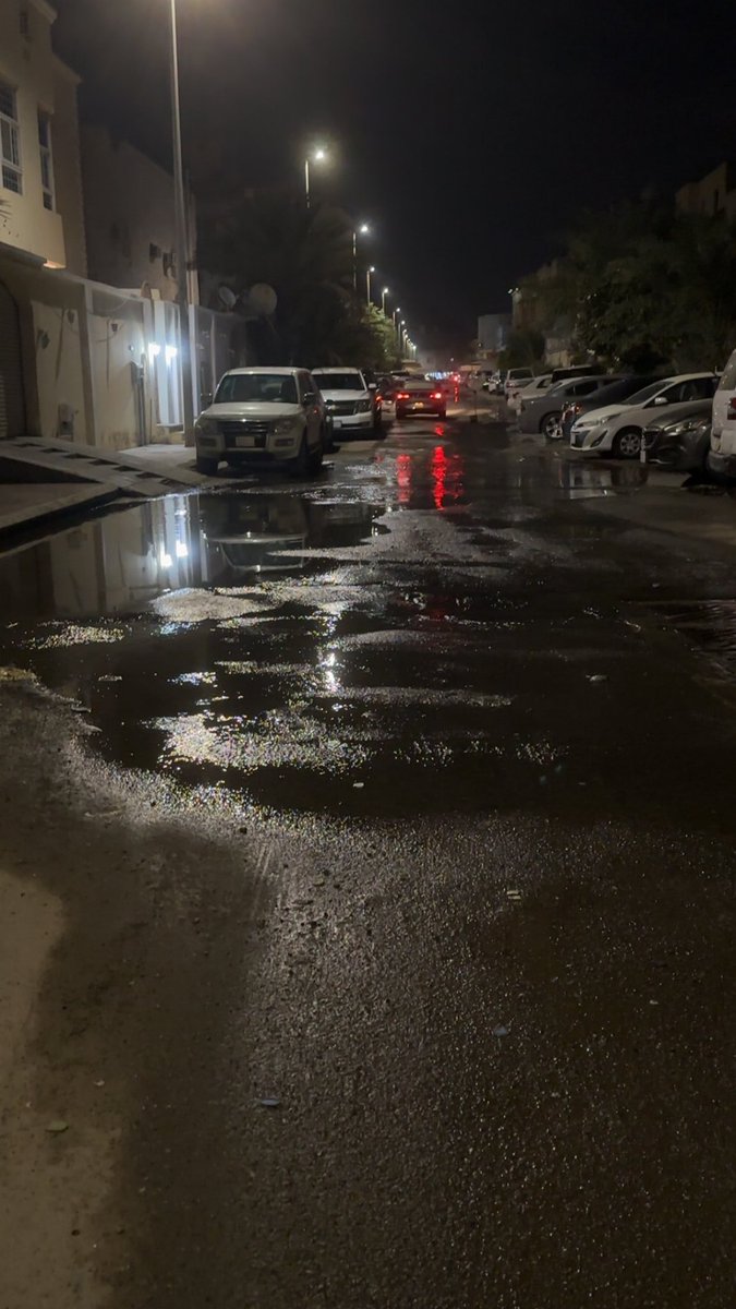 وش وضع التسريب اكثر 14يوم وكل يوم تقولون بكره ولا شفنا شيء 
والله عيب عليكم كميات المياه محاسبين عليها لانه يعتبر هدر وإسراف وتبذير منكم ما نبغى ابشرك بالي يرضيك ويسرك ونقدر تفهمك ابي حل 

ارقام البلاغات 
6850235237
8202830763
2233182046

<a href="/NWCcare/">العناية بالعملاء</a> 
<a href="/MEWA_KSA/">وزارة البيئة والمياه والزراعة</a> 
<a href="/swa_care/">العناية بالمستفيدين | الهيئة السعودية للمياه</a>