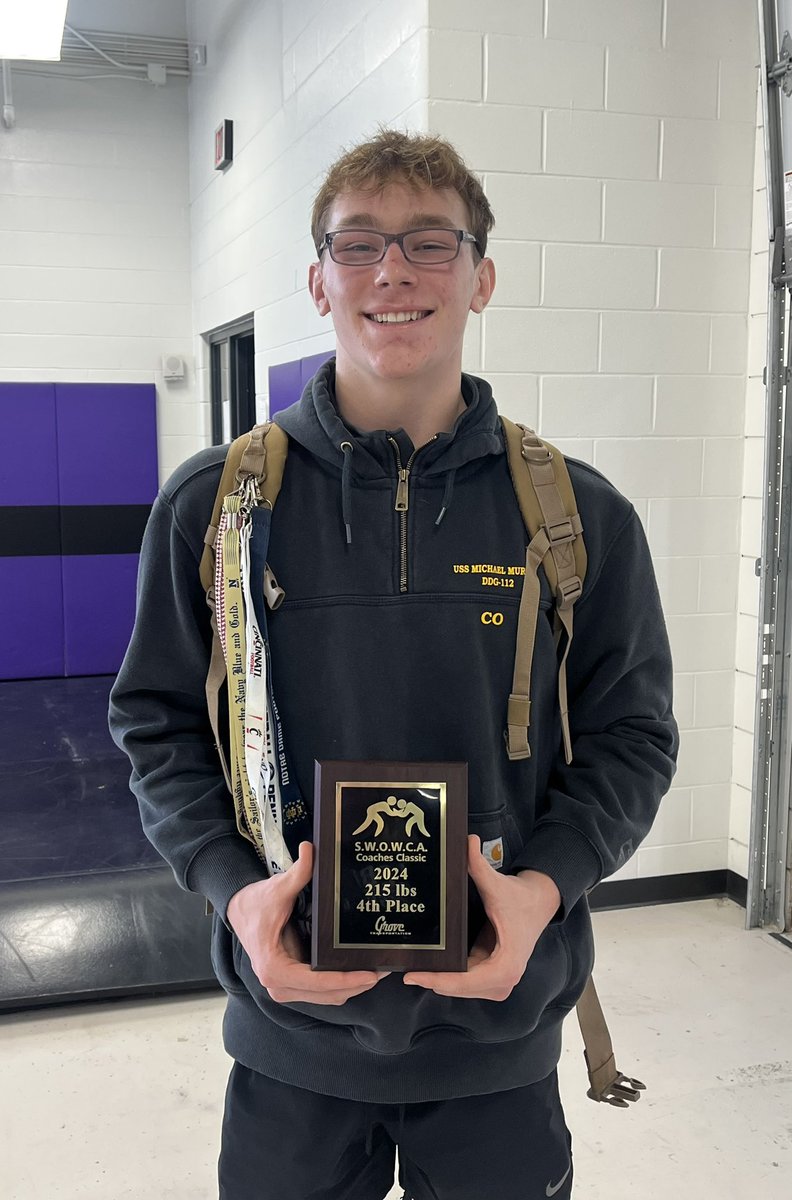 WrestleLebanon's tweet image. Congratulations to our SWOWCA Coaches Classic Placers! The team finished 10th out of 46 teams. 
4th Place: Jackson Martin (175), Nick Lautar (215)
5th Place: Eli Guerra (150)
6th Place: Colton McHale (138)